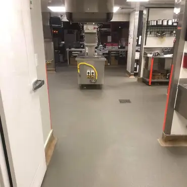 Non-slip floor resurface - Carls JR