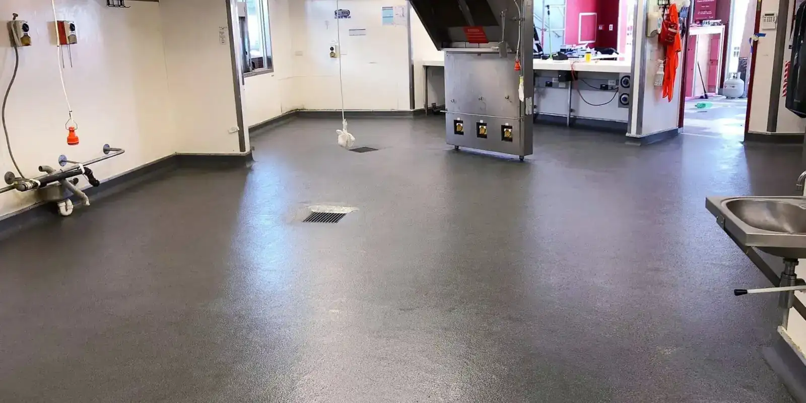 Epoxy resin flooring installers